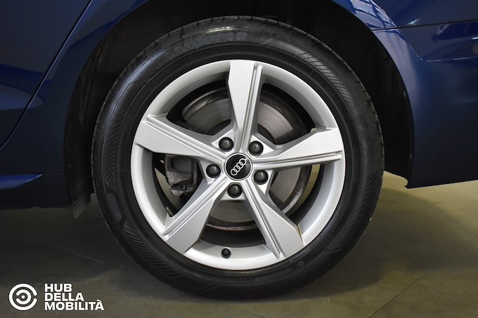 AUDI A4 Avant 40 TDI quattro S tronic Business Advanced